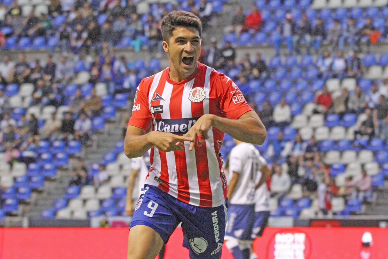 Gustavo Matosas arrancó su proyecto en San Luis con buen pie tras conquistar el Estadio Cuauhtémoc gracias a los goles de Ibáñez, Benítez y Berterame. Arriola descontó para La Franja pero no fue suficiente para remontar.