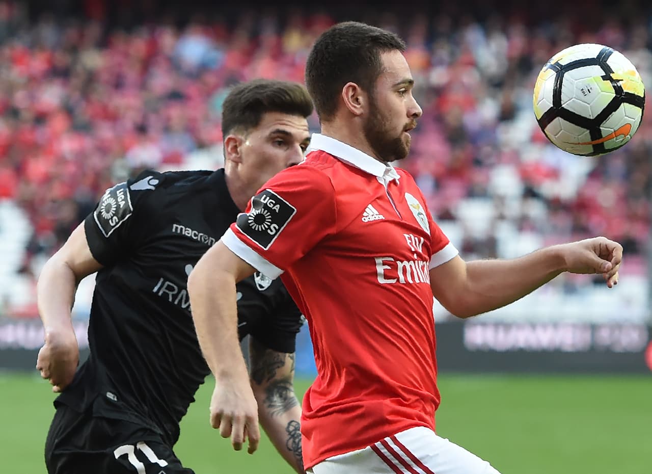 Benfica parece que no disfrutará mucho más tiempo del serbio Andrija Zivkovic, quien también ha entrado en el radar del Liverpool.