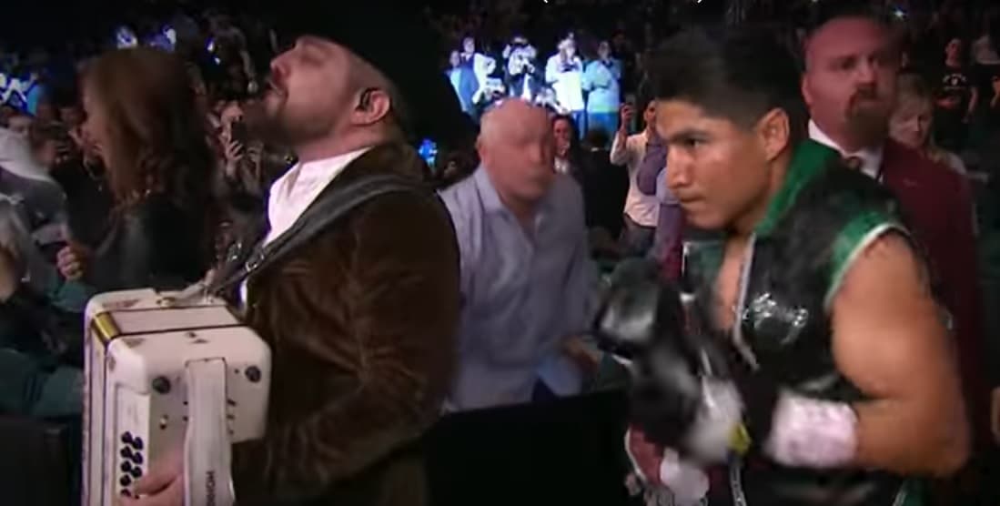 'Mikey' García es el protagonista del nuevo vídeo de Voz de Mando