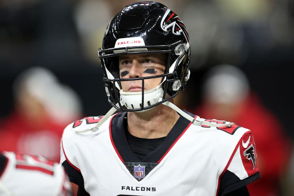<b>20) Atlanta Falcons (4-7)</b>. Les tocó bailar con la más fea, medirse al equipo más caliente de la NFL como los Saints, quienes exhibieron sus carencias. Su temporada pende de un hilo muy delgado.