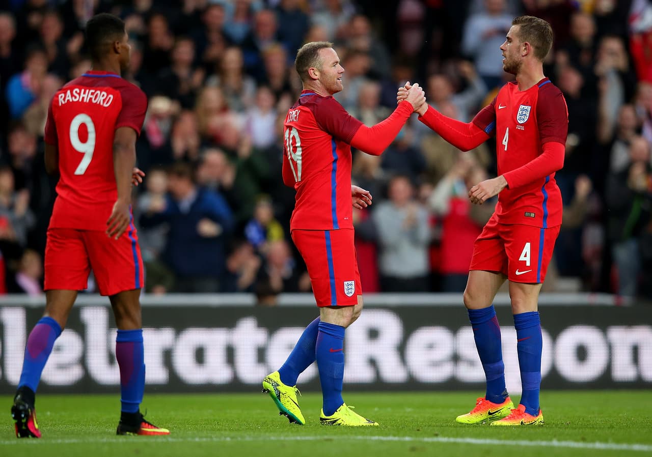 Wayne Rooney cerró la cuenta con un portentoso derechazo fuera del área