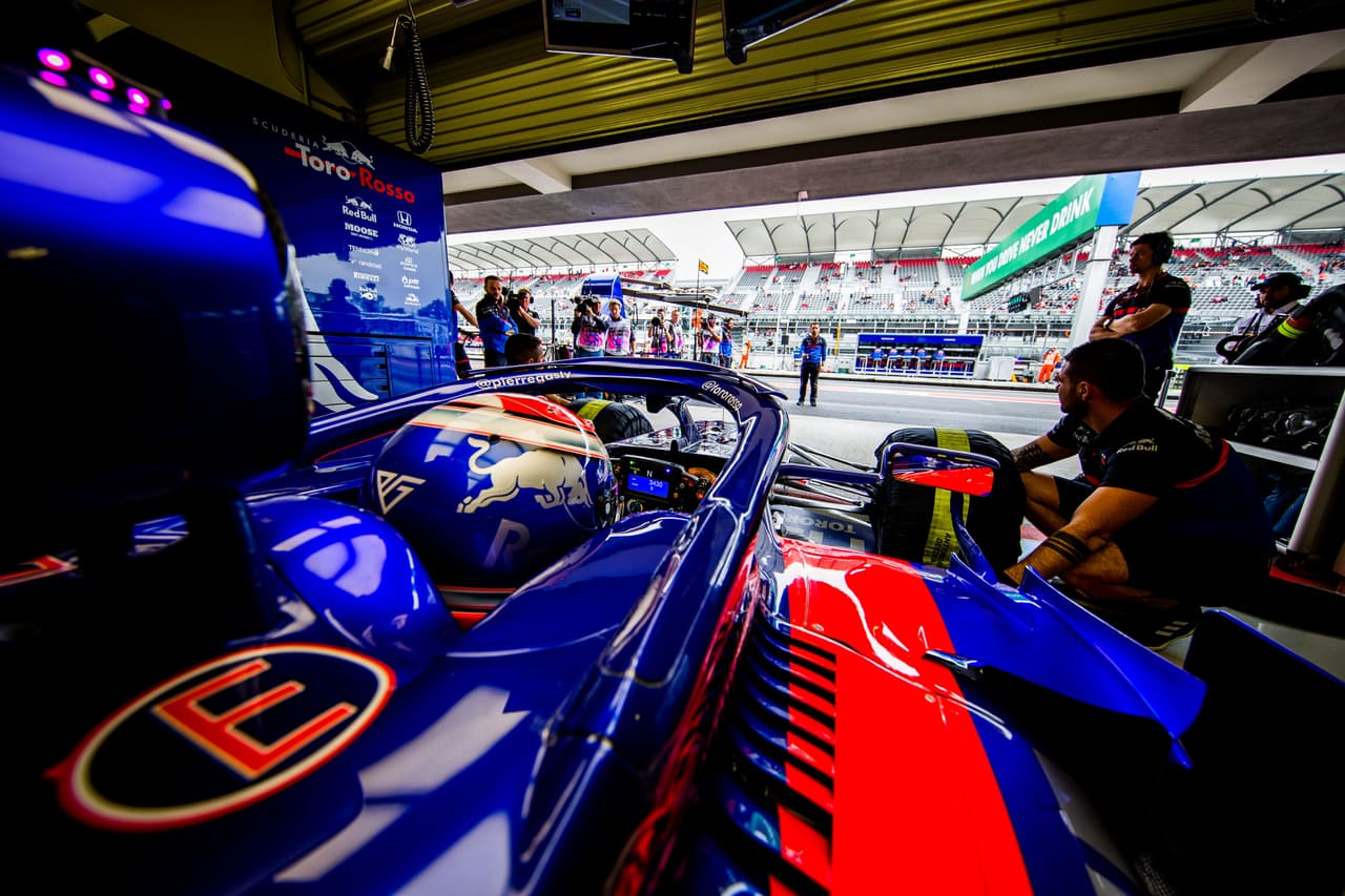 MEXICO CITY, MEXICO - OCTOBER 25: Pierre Gasly of Scuderia Toro Rosso and France during practice for the F1 Grand Prix of Mexico at Autodromo Hermanos Rodriguez on October 25, 2019 in Mexico City, Mexico. (Photo by Peter Fox/Getty Images,)