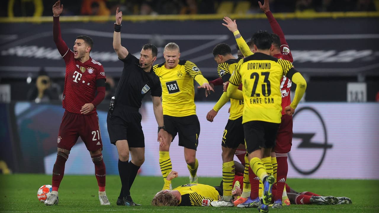 Se activaron protocolos por choque de cabezas en la Bundesliga