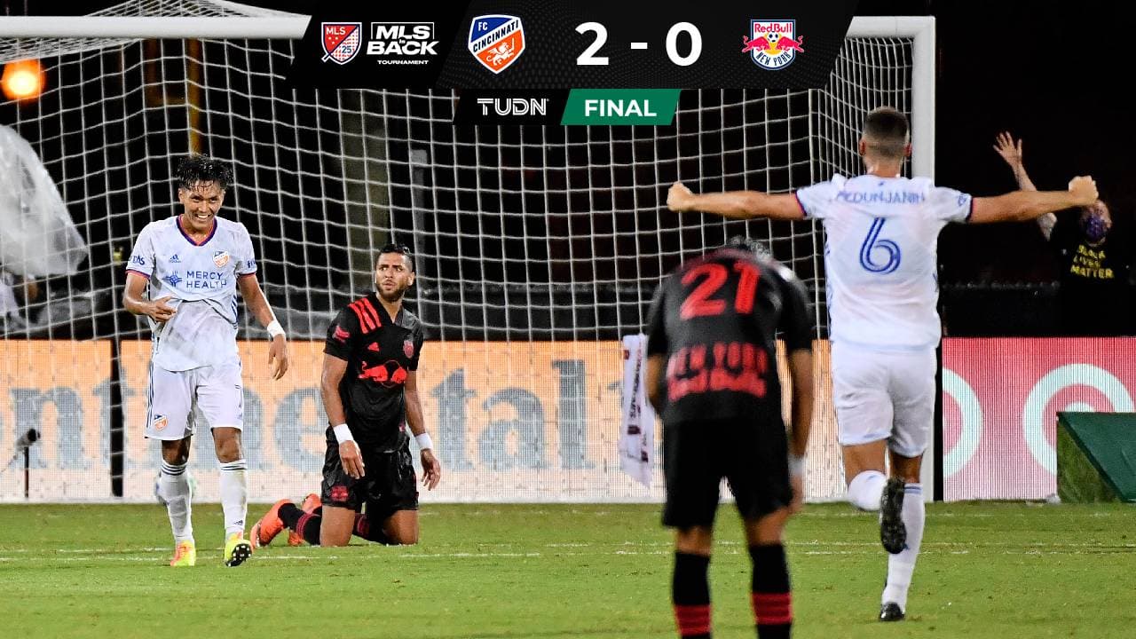 Cincinnati consiguió boleto a octavos aprovechando errores garrafales de NYRB