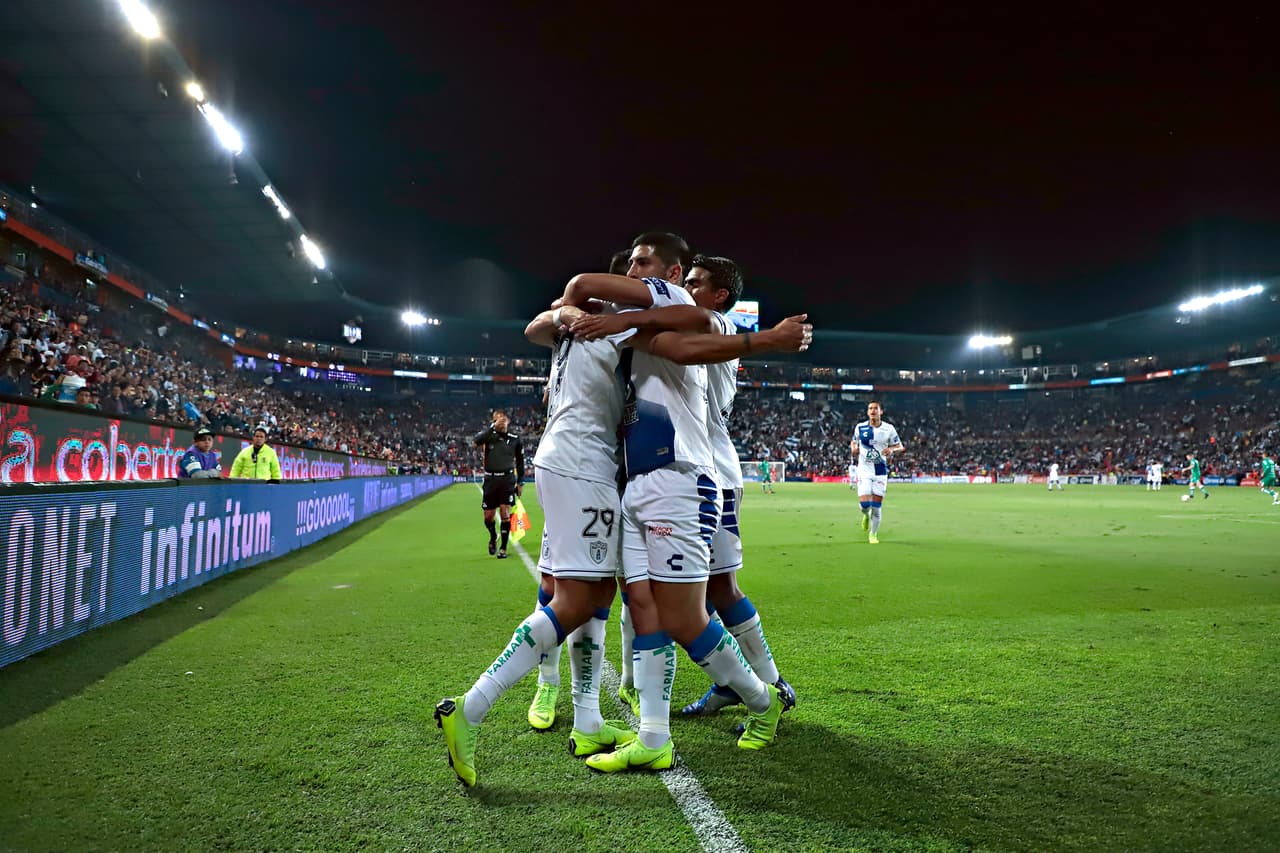 Tras la anotación de Jara los Tuzos estaban calificados en ese momento pero les duró únicamente cuatro minutos el gusto.