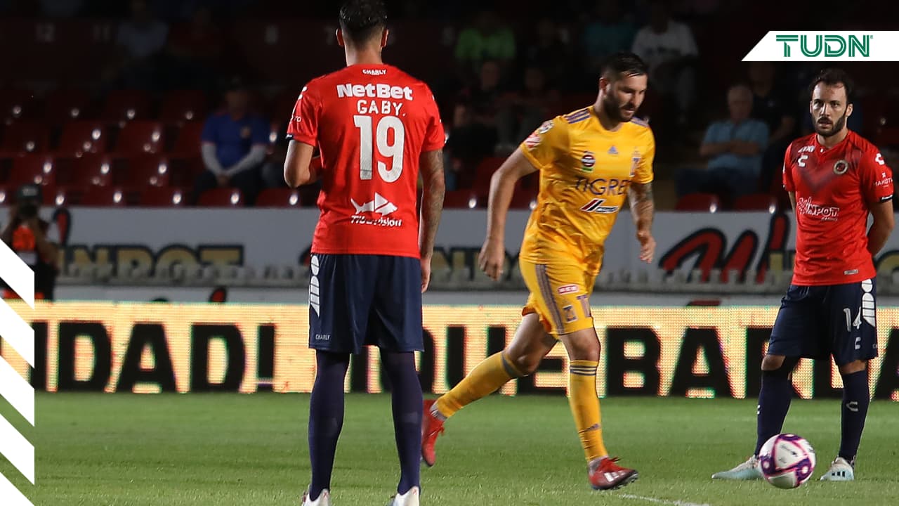 Gignac: "Nunca quise anotar este gol, la regué"