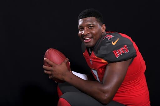 Las mejores tomas del novato egresado de Florida State y que fuera elegido N°1 global el pasado Draft por los Buccaneers (AP-NFL).