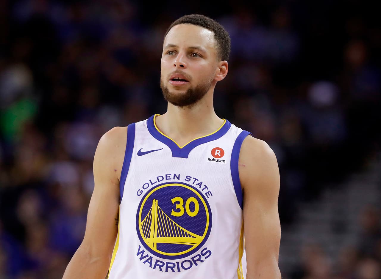 Curry: "Hay que quitarse el sombrero ante los jugadores de los Raptors"