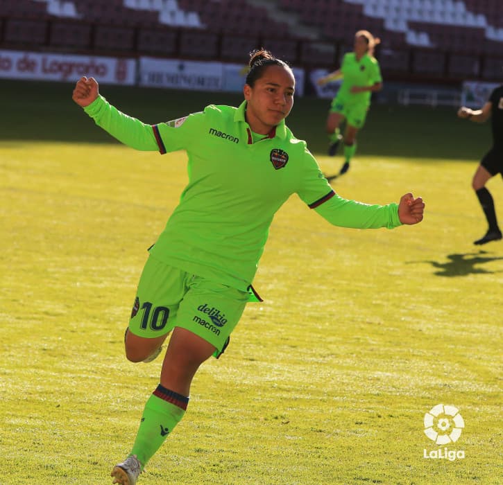 <b>Charlyn Corral: </b>el Levante le ganó a por 4-2 al Logroño con un triplete de la delantera del Tri. Ya son 13 anotaciones en la temporad para ella, siendo la maxima goleadora de la Liga española.