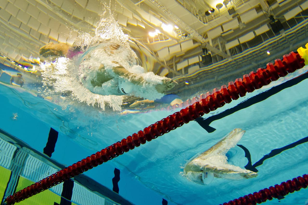 El argentino, de 25 años, quedó a un 1.20 segundo detrás del brasileño, mientras que el estadounidense Michael Weiss ganó bronce con una marca de 1:47,63.