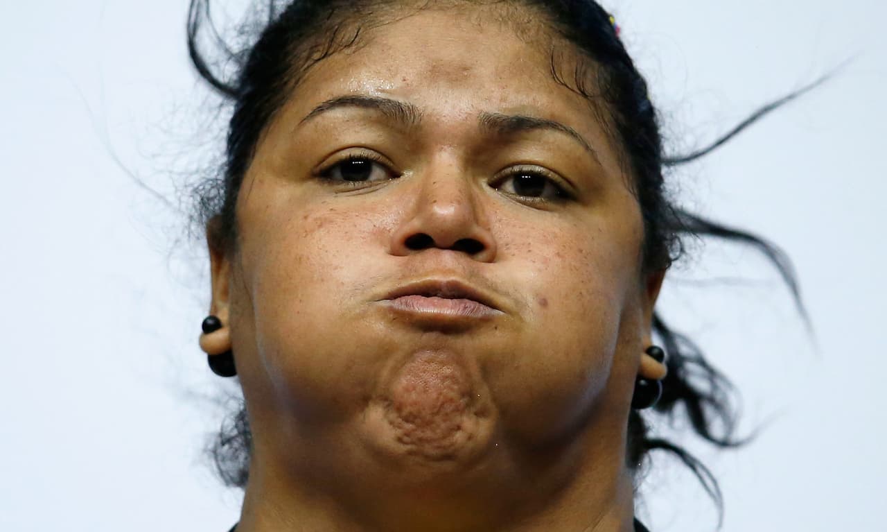 Venezuela obtuvo el miércoles su segunda medalla de oro en la jornada de cierre de las pesas de los Juegos Panamericanos, con el triunfo de Yaniuska Espinosa en la división de más 75 kilogramos.