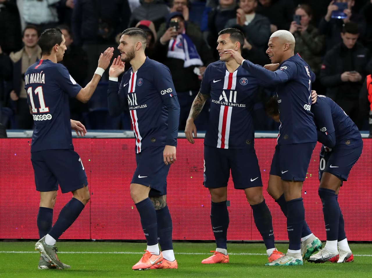 Kylian abrió y anotó el tercero (10’, 65’). Neymar marcó al 46’ y Mauro Icardi (84’) selló la goliza.