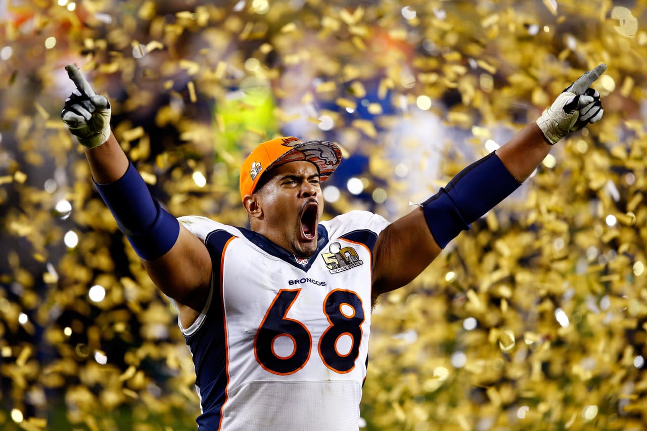 Así celebraron los Denver Broncos su triunfo en el Super Bowl 50 ante los Carolina Panthers 24-10.