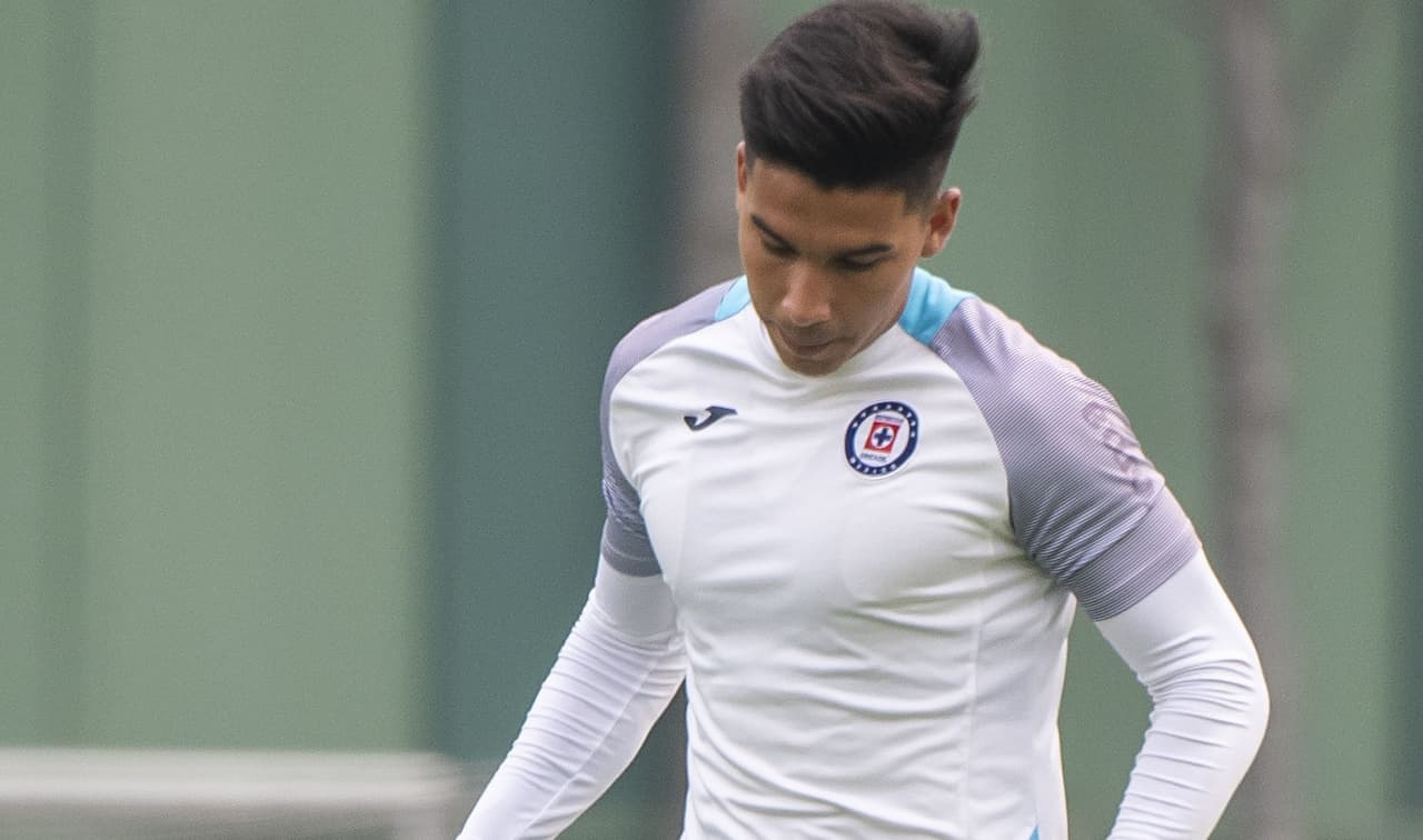 Pol Fernández tiene los días contados con Cruz Azul