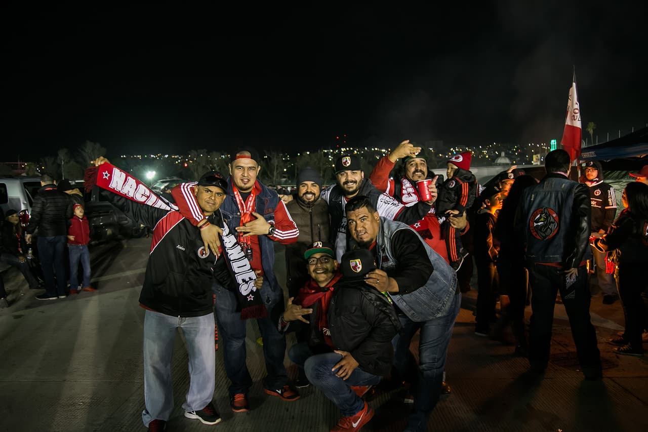 El colorido de la afición en la Jornada 1