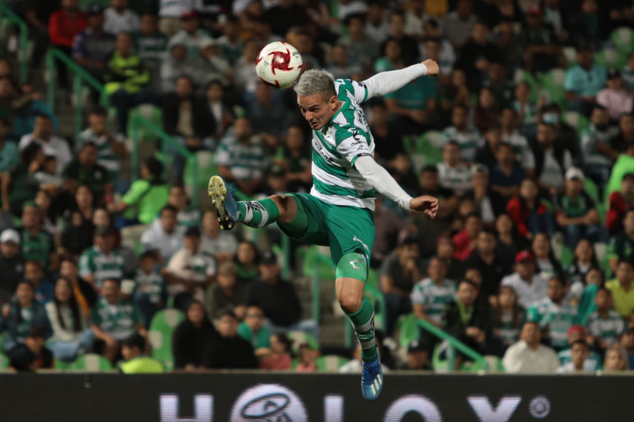 Monterrey consigue la ventaja de la localía para la vuelta tras empatar 0-0 en su visita a Santos.