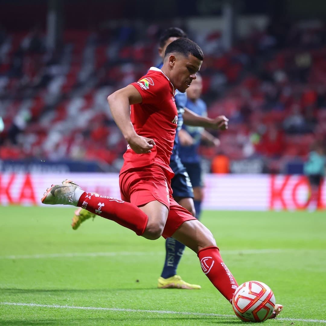 Araujo señala a los 'culpables' de su fichaje con Toluca