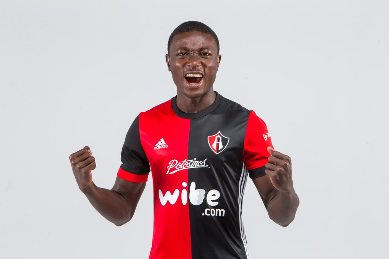 Serge Patrick Soko, jugador de Camerún de Atlas.