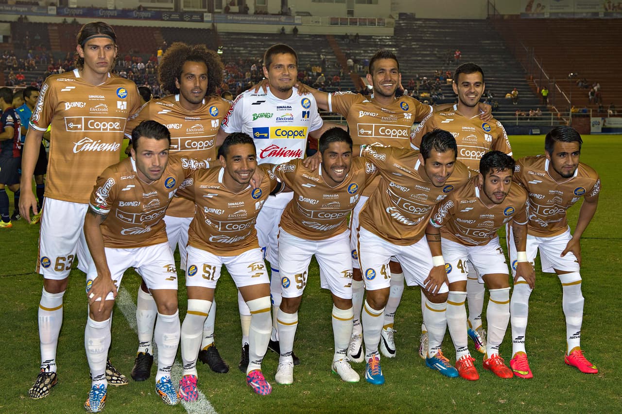 Dorados de Sinaloa, equipo recién ascendido a primera división, sorprende al no estar entre los últimos lugares del ranking con un presupuesto de 24.7 millones de dólares y esto es debido a una gran inversión de elementos para evitar problemas con el descenso.