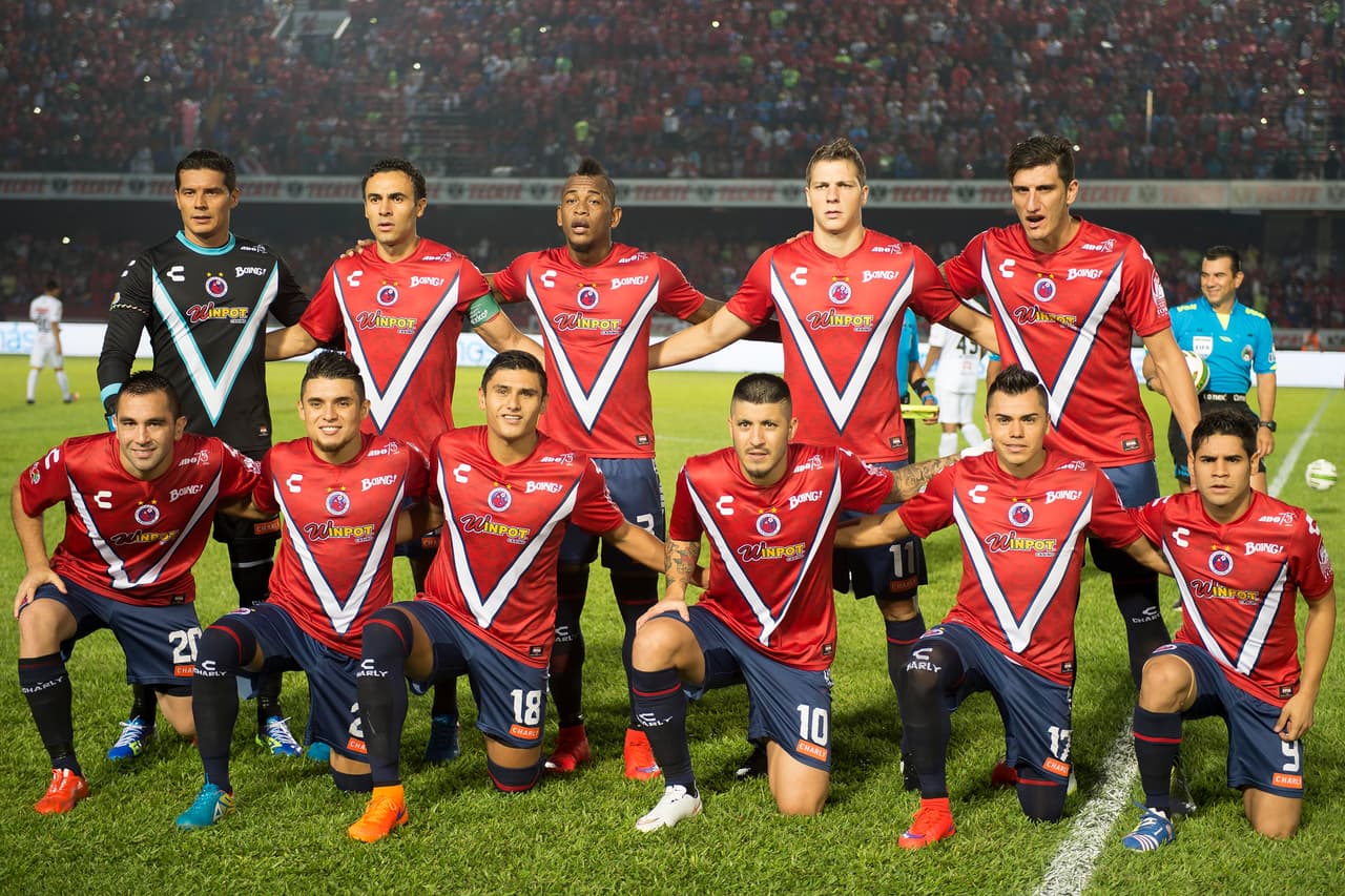 Cierra la lista el Veracruz, el equipo del ‘Maestro’ Reinoso tiene un valor de 21.7 millones de dólares. Los Tiburones sólo sufrieron una baja importante con Leiton Jiménez.