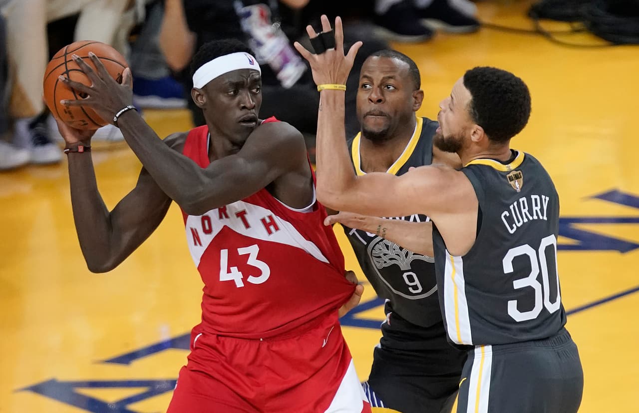 Los Raptors cerraron el tercer cuarto con una paliza para tomar la ventaja en el marcador por 79-67, soñando con tomar ventaja de 3-1 en las Finales de la NBA.