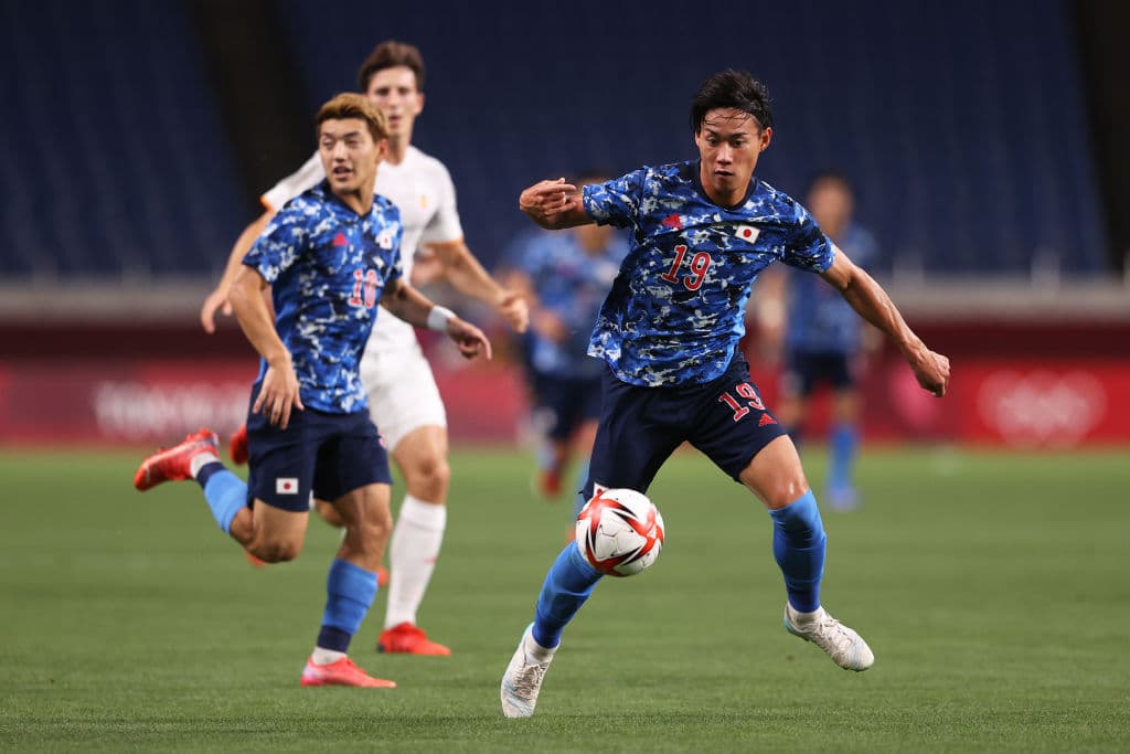 España se impone, con único gol de Marco Asencio, ante el equipo anfitrión y consigue su pase a la gran final de los Juegos Olímpicos de Tokyo 2020. Terminó el tiempo regular y fue hasta el minuto número 115 con un zurdazo, que el jugador español definió y consigue el pase. Japón se medirá ante México por la medalla de bronce.