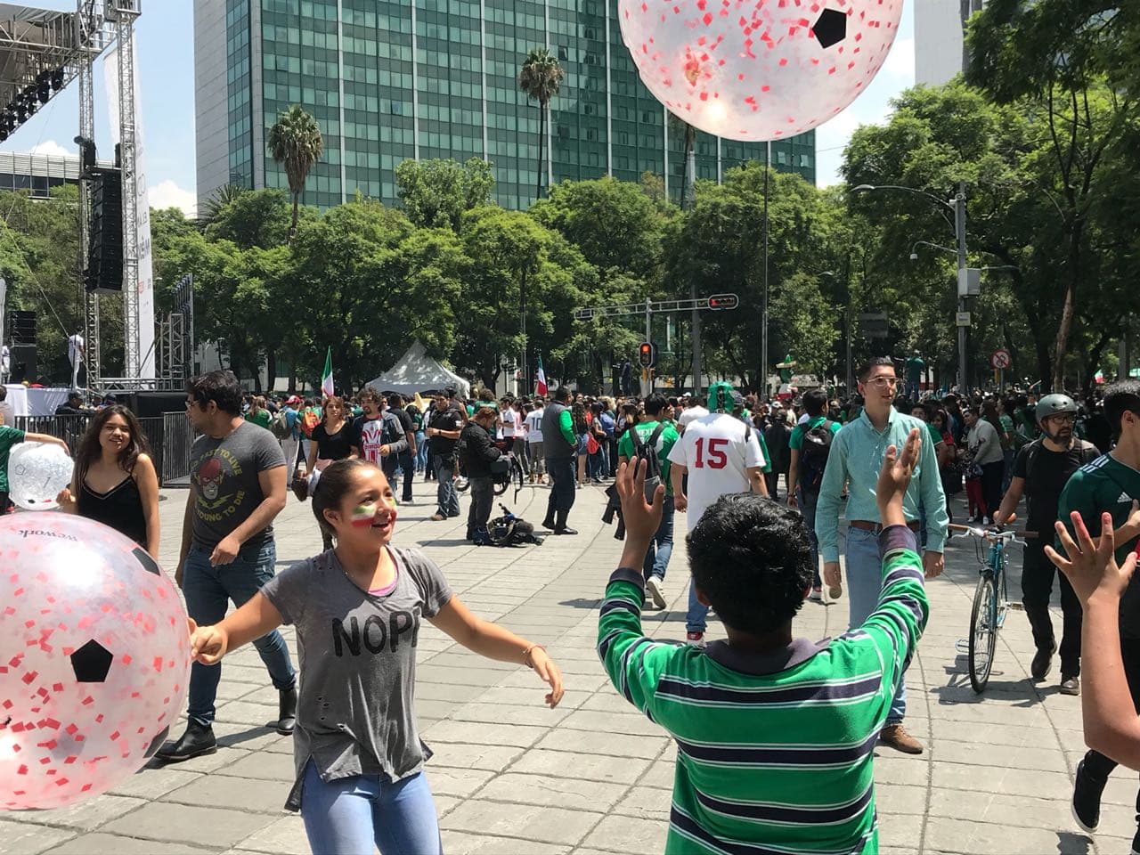 El ambiente familiar se prendió en medio del encuentro.