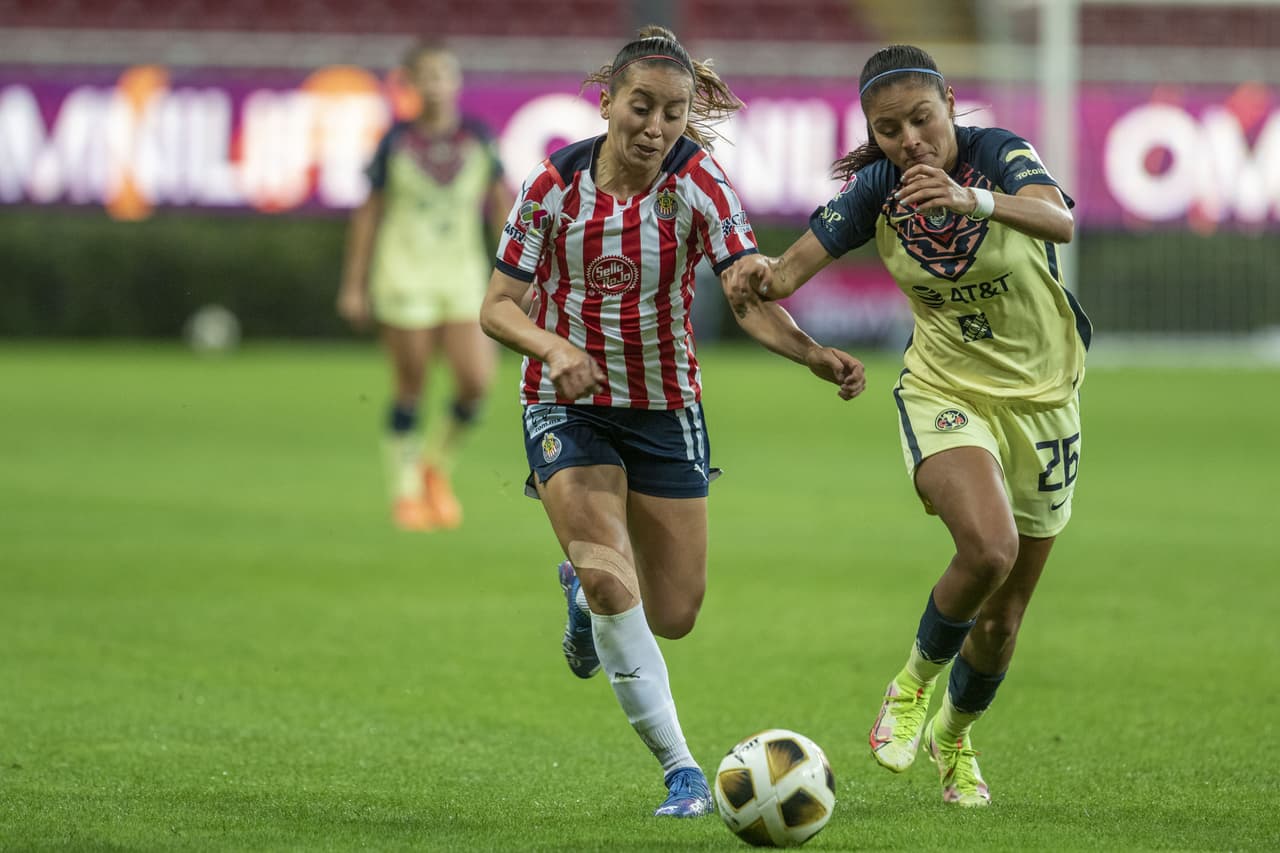 during the game Guadalajara vs America, corresponding to Quarterfinal second leg round match of Torneo Apertura Grita Mexico A21 of the Liga BBVA MX Femenil, at Akron Stadium, on December 06, 2021.
<br>
<br> durante el partido Guadalajara vs America, correspondiente al partido de vuelta de Cuartos de Final del Torneo Apertura Grita Mexico A21 de la Liga BBVA MX Femenil, en el Estadio Akron, el 06 de diciembre de 2021.