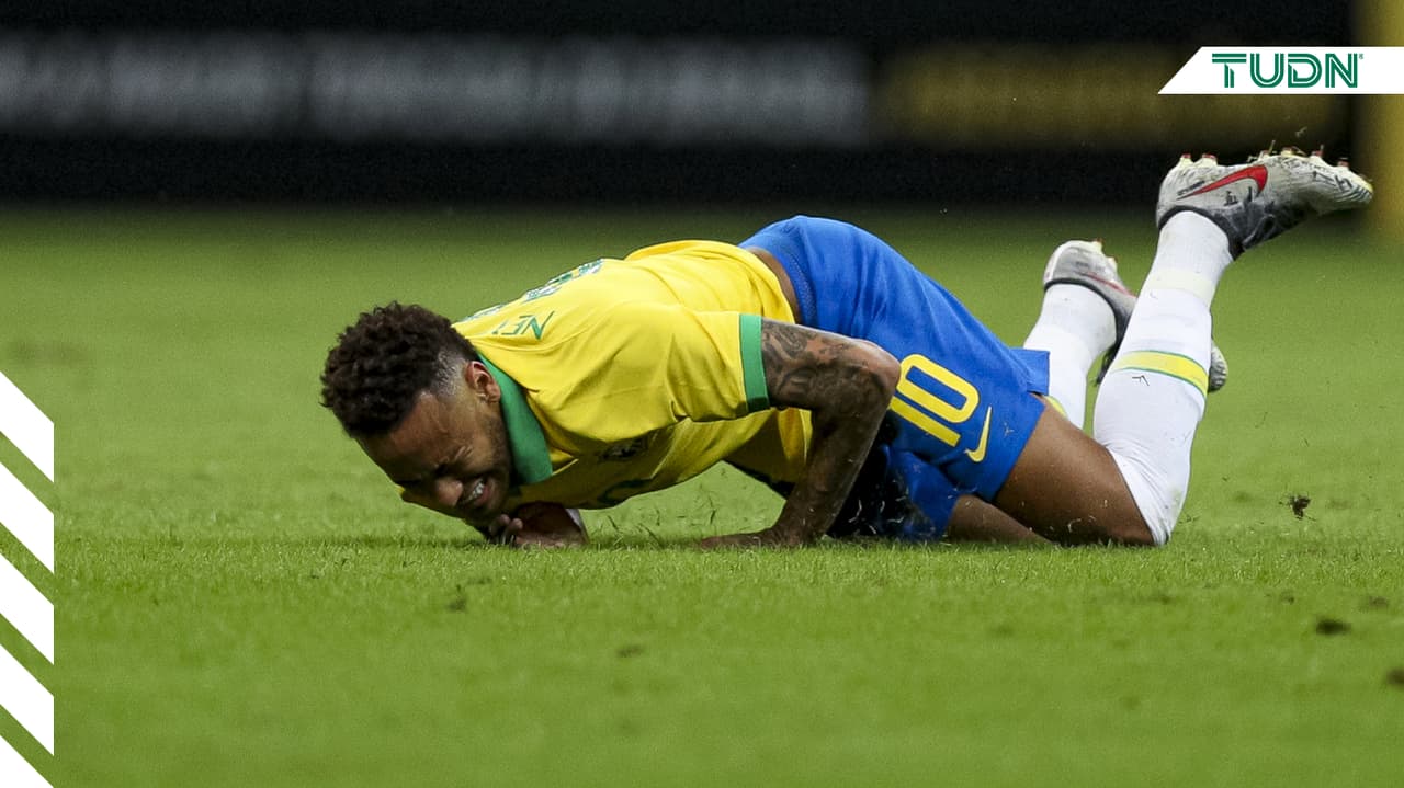 ¡Otra vez! Neymar se lesiona con Brasil ante Nigeria