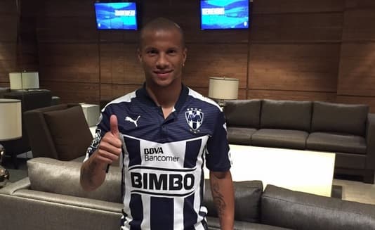 Carlos Sánchez ya reportó con los Rayados de Monterrey