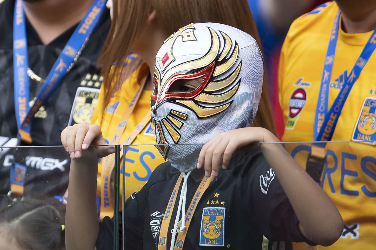 Afición extranjera, apoyo para futbolista de Cruz Azul y más, todos los ingredientes encienden el juego enter cementeros y norteños.