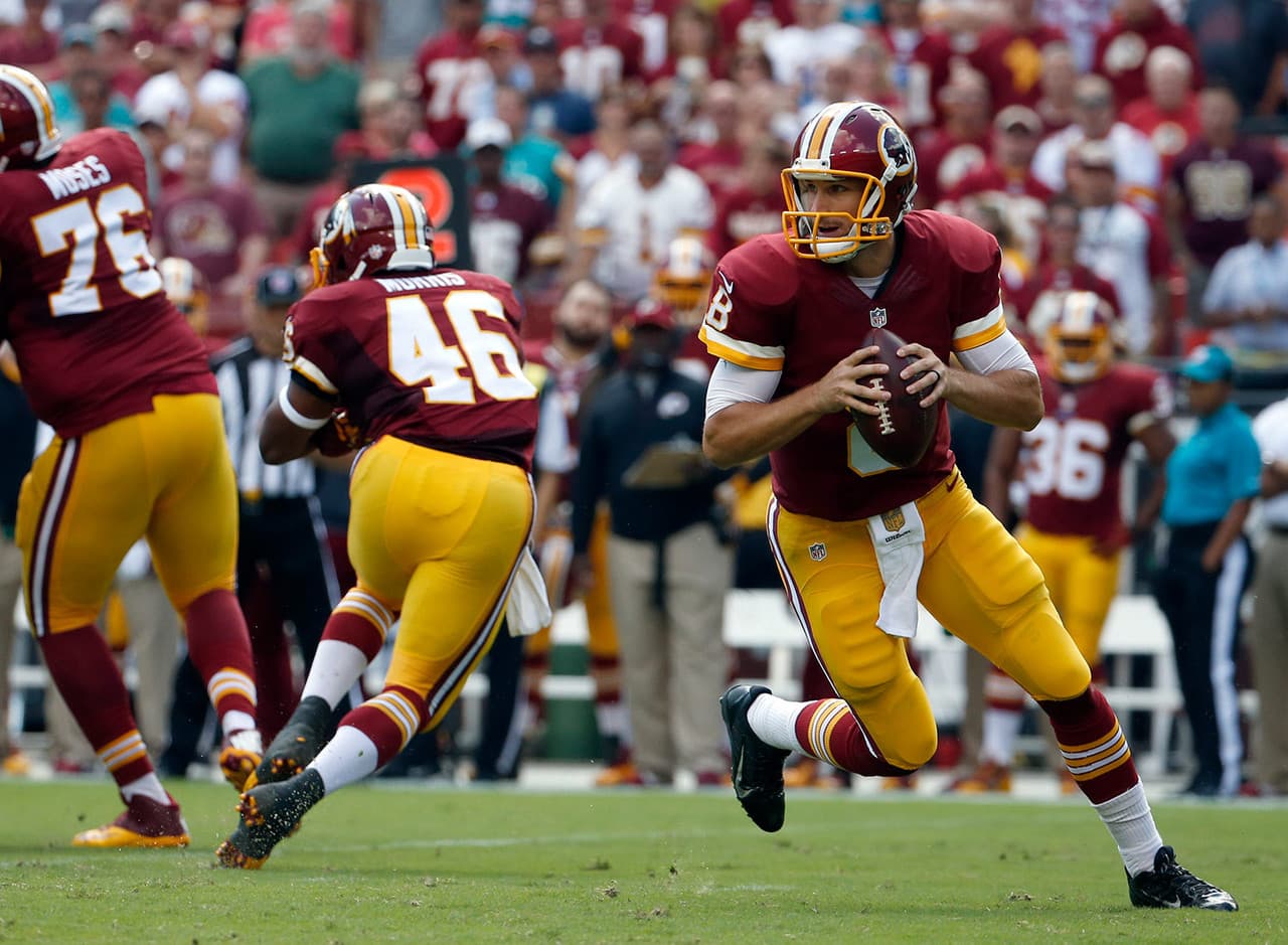 3. Washington Redskins - $2.85 mil millones de dólares.