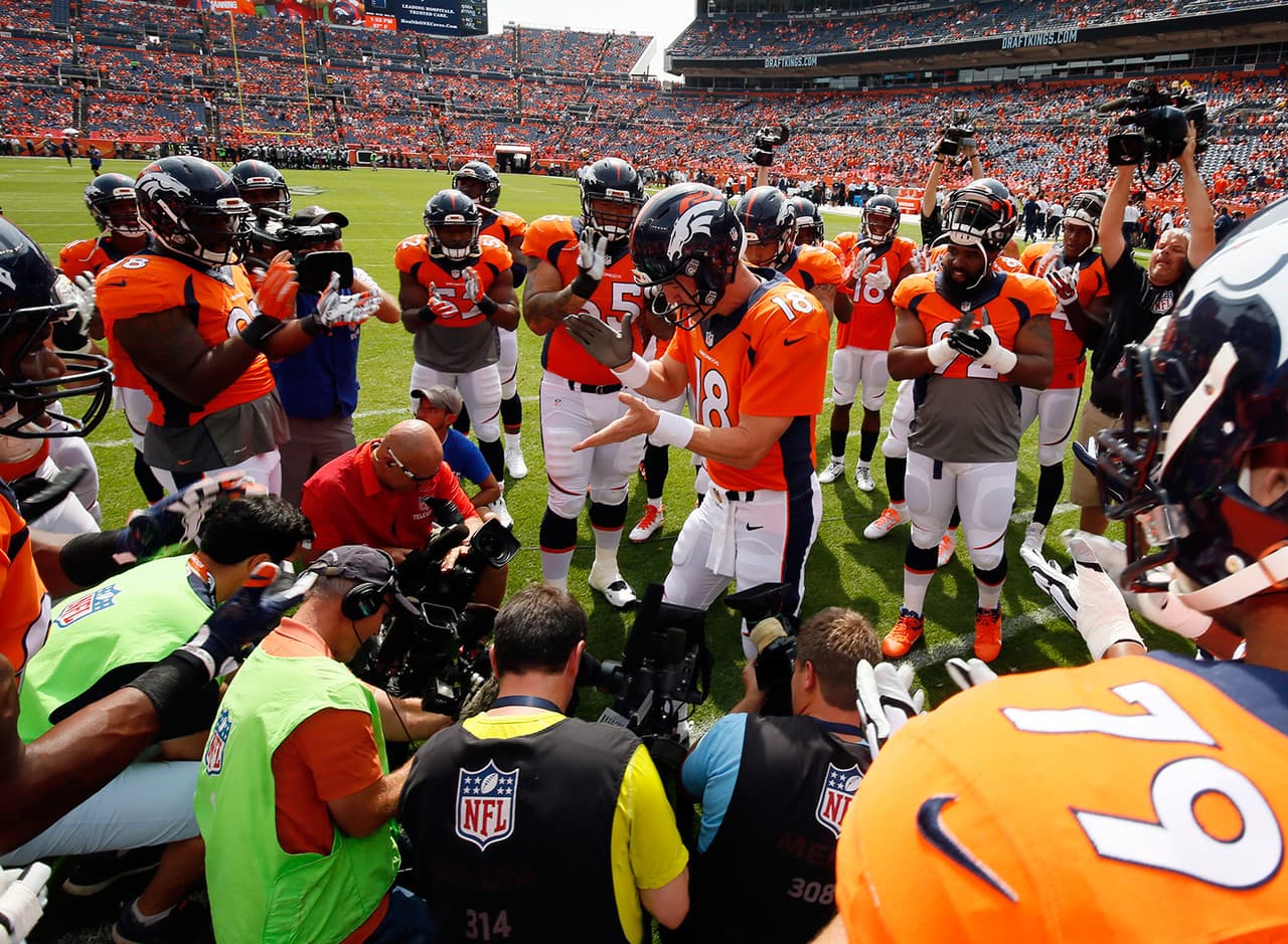 11. Denver Broncos - $1.94 mil millones de dólares.