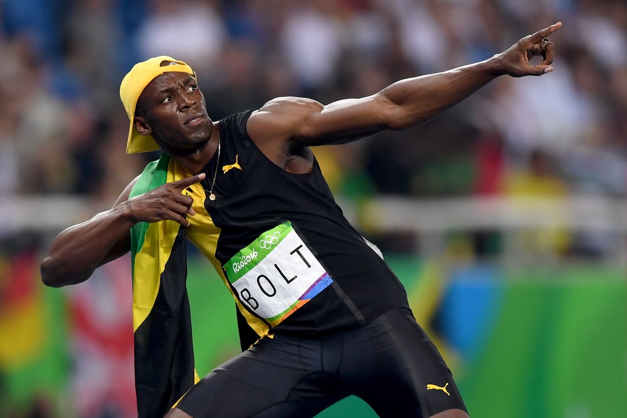 Usain tiene actualmente los récords de 100m, 200m y 4x100m con tiempos de 9.58 segundos, 19.19 segundos y 36.84 segundos. Su primer récord mundial fue en la carrera de 100m en 2008 dando un tiempo de 9.72 segundos en New York. Bajó el tiempo a 9.69 segundos en los Juegos Olímpicos en Beijing 2008 y luego a 9.58 segundos en el Campeonato del Mundo en Berlín 2009. Mantiene los trés records más bajos 9.58, 9.64 y 9.69