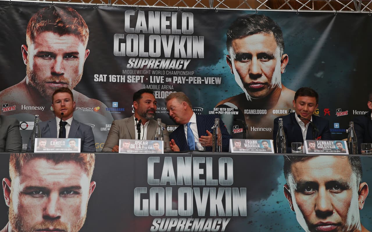 Los empresarios de la pelea entre 'Canelo' y Golovkin han visto eclipsada esta pelea por el choque entre Mayweather y McGregor, criticado por el mundo del boxeo.