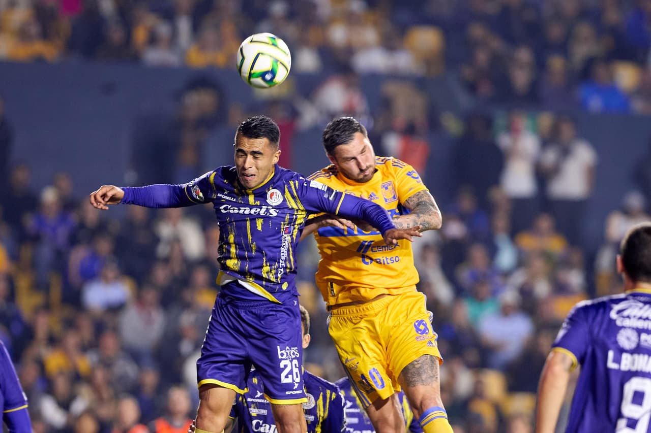 Tigres intentó mucho por la vía aérea, pero no fueron certeros.