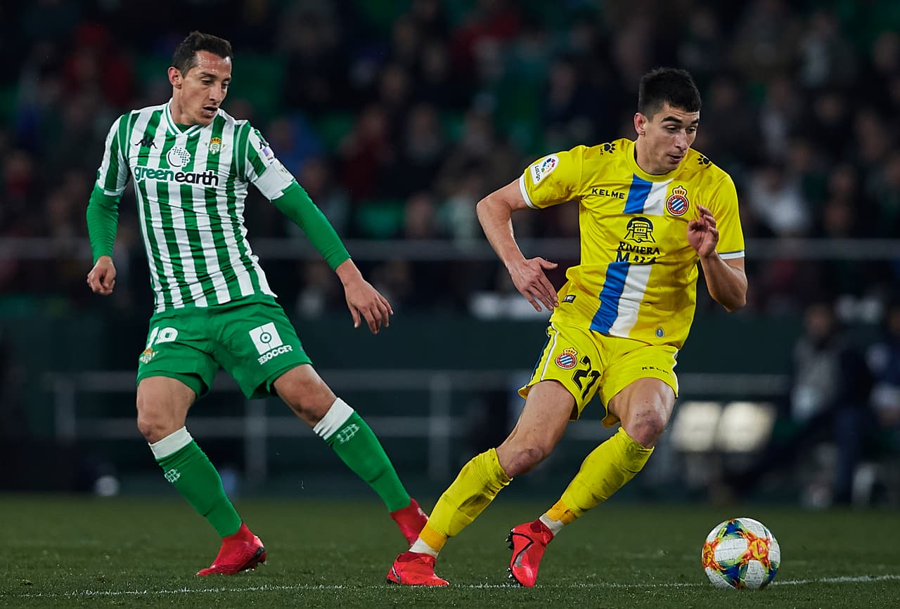 Además, hubo dupla mexicana ya que Quique Setién decidió poner a Andrés Guardado también desde el inicio.