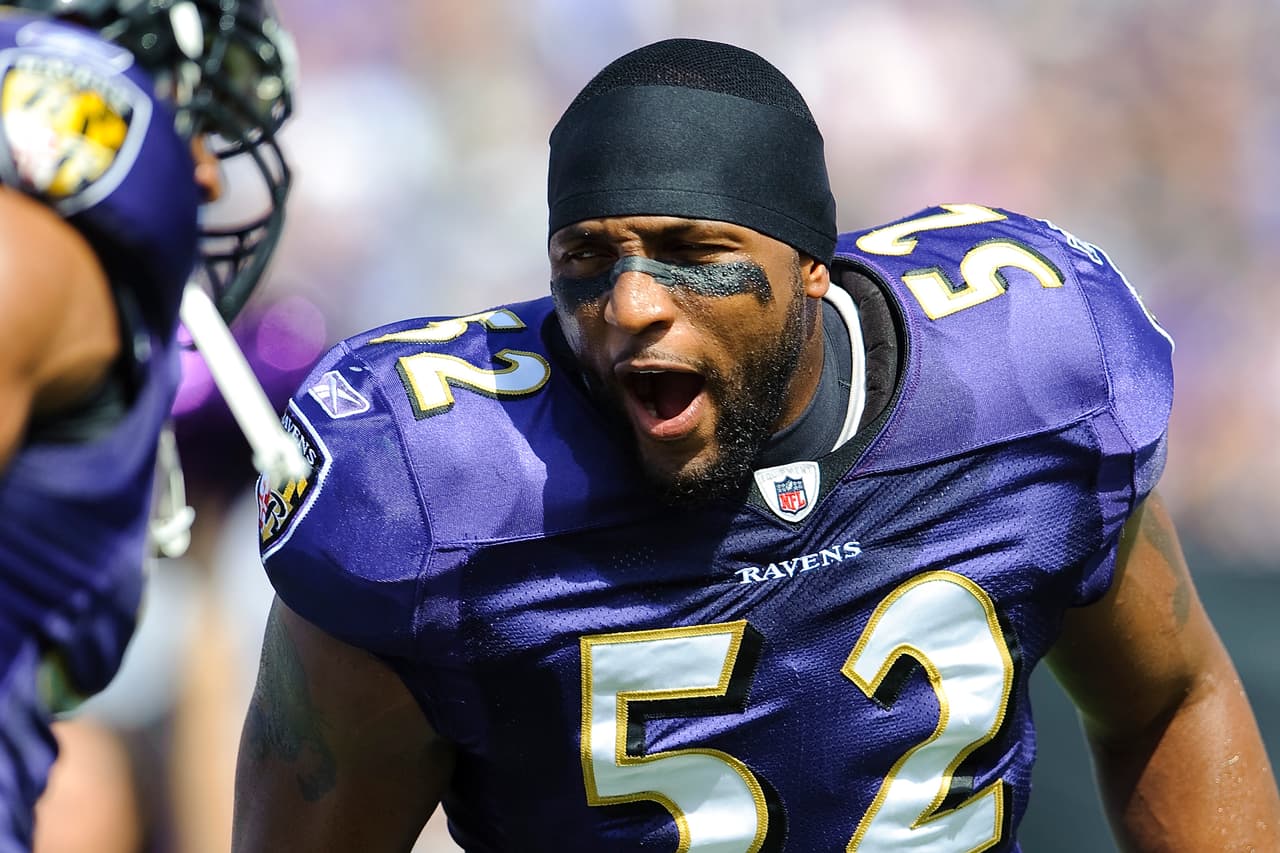 Baltimore Ravens linebacker Ray Lewis (52) yells during player introductions of an NFL football game against the Cleveland Browns, Sunday, September 27, 2009. The Ravens won the game, 34-3. (AP Photo/Paul Abell)