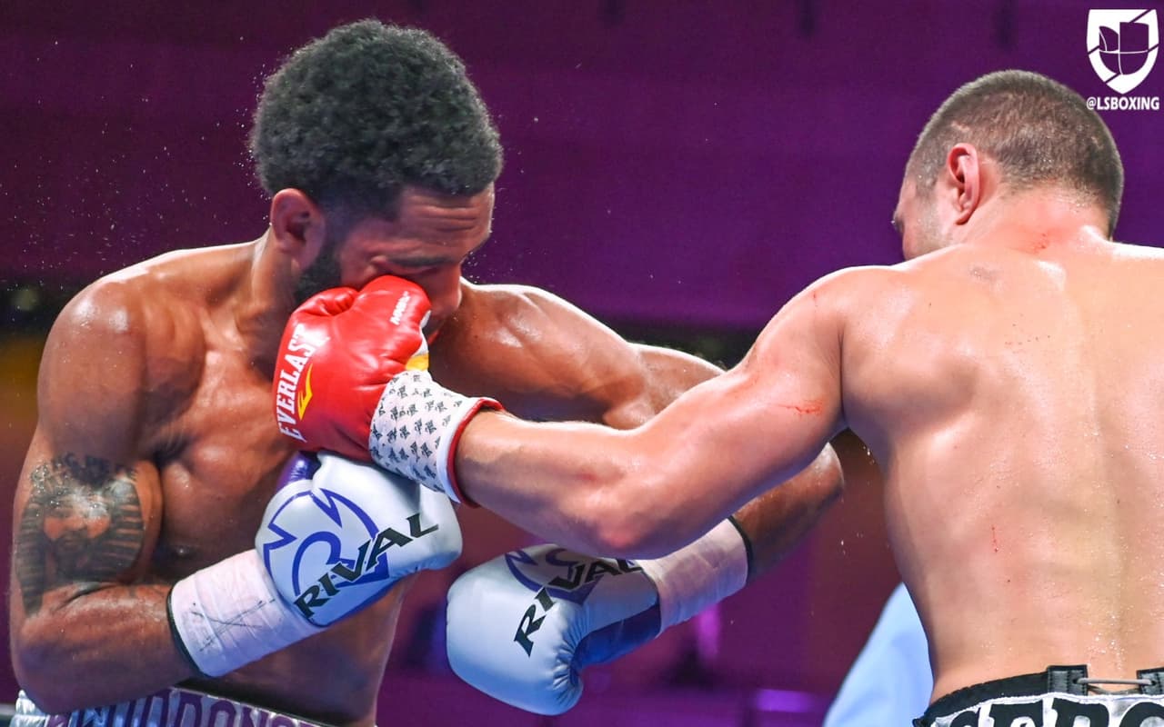 Lamont Peterson y Sergey Lipinets se batieron en el MGM National Harbor para el agrado del público. El poder del ruso fue demasiado para Peterson, quien tocó la lona en el décimo y fue rescatado por su esquina.