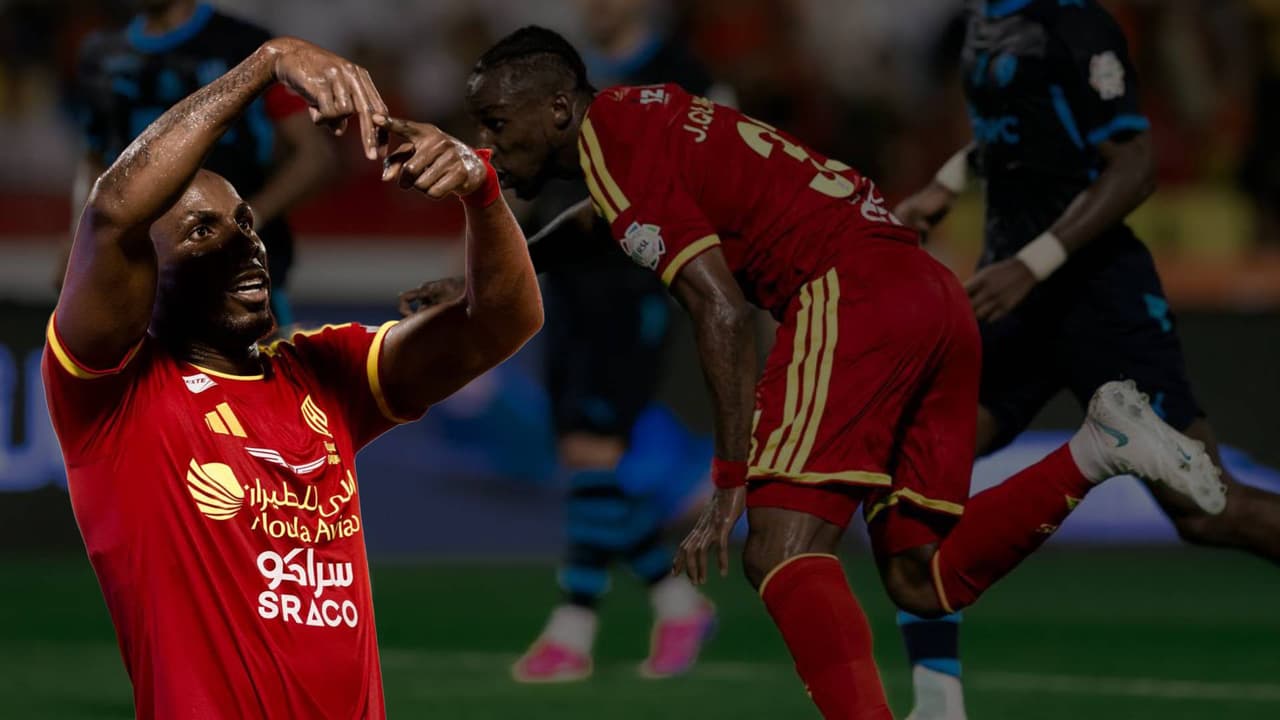 Julián Quiñones hace gol en la derrota del Al-Qadisiya y Al-Hilal