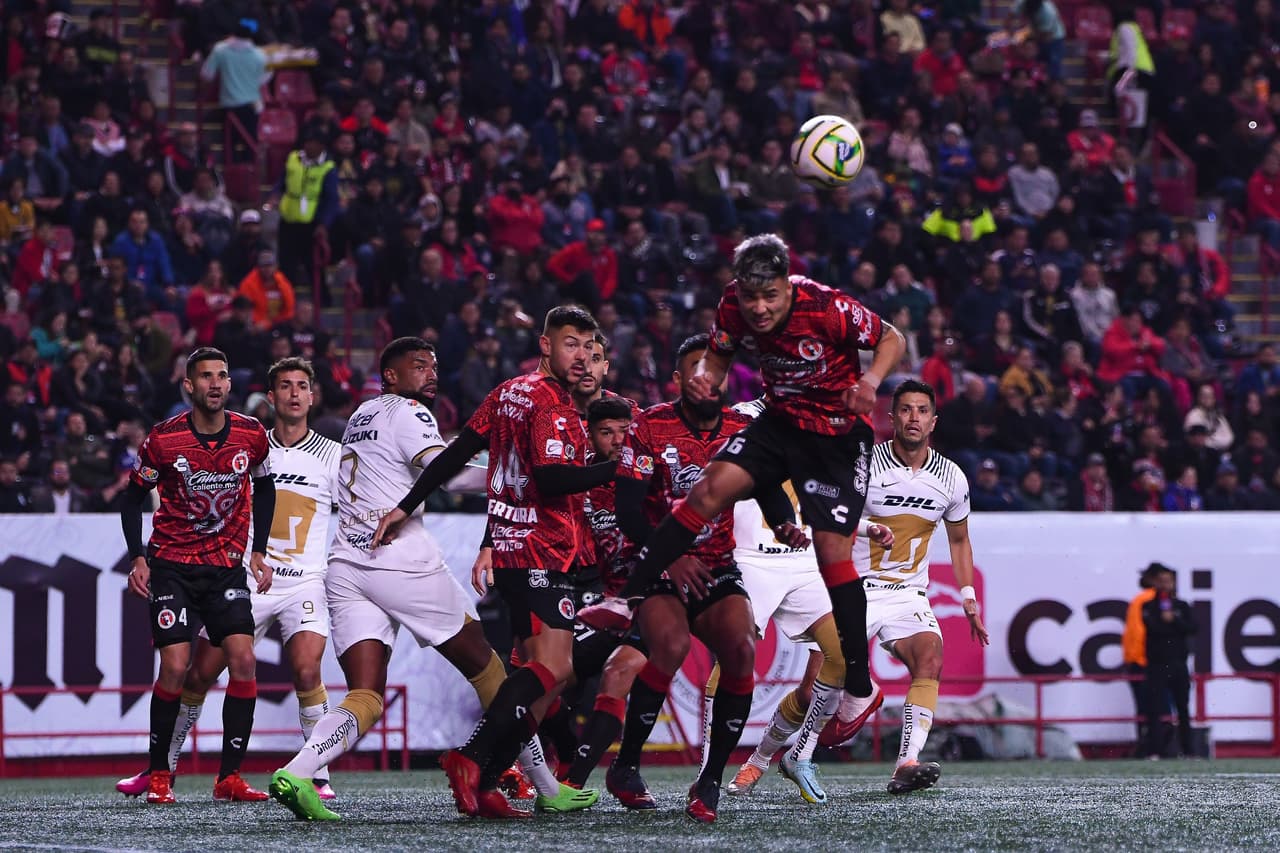 Xolos y Pumas no pasaron de un ríspido y, por momentos, soso empate sin goles en la Jornada 4. Los universitarios extendieron su racha negativa sin poder ganar en Tijuana y jugaron la segunda parte con 10 jugadores por la expulsión de Arturo Ortiz.