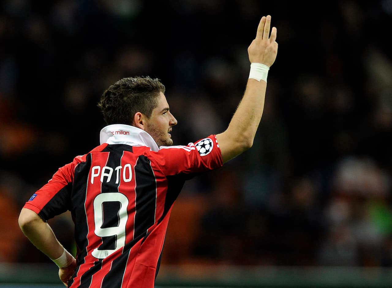 <b>Alexandre Pato (Brasil) - </b>En el A.C. Milan siempre esperaron la mejor versión del delantero, pero nunca llegó. Después de brillar en su país con el Inter de Portoalegre dio el salto a Italia, pero las lesiones lo castigaron y fue de más a menos. Tuvo préstamos en su país, luego jugó en Villarreal y finalmente llegó a China.