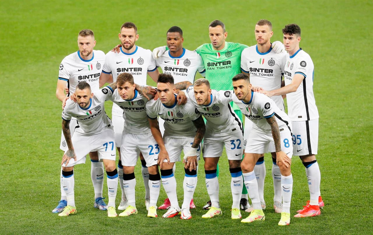 Inter de Milán y Shakhtar Donetsk no se hacen daño durante la Fase de Grupos en la UEFA Champions League. La escuadra ucraniania tuvo más peso durante el encuentro, sin embargo la visita tuvo más oportunidades en los últimos minutos del encuentro y ambos suman un punto.