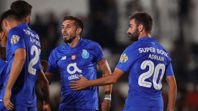 Héctor Herrera fue titular 63 minutos en el triunfo 0-6 de Porto en su visita a Vila Real en la tercera ronda de la Copa de Portugal.