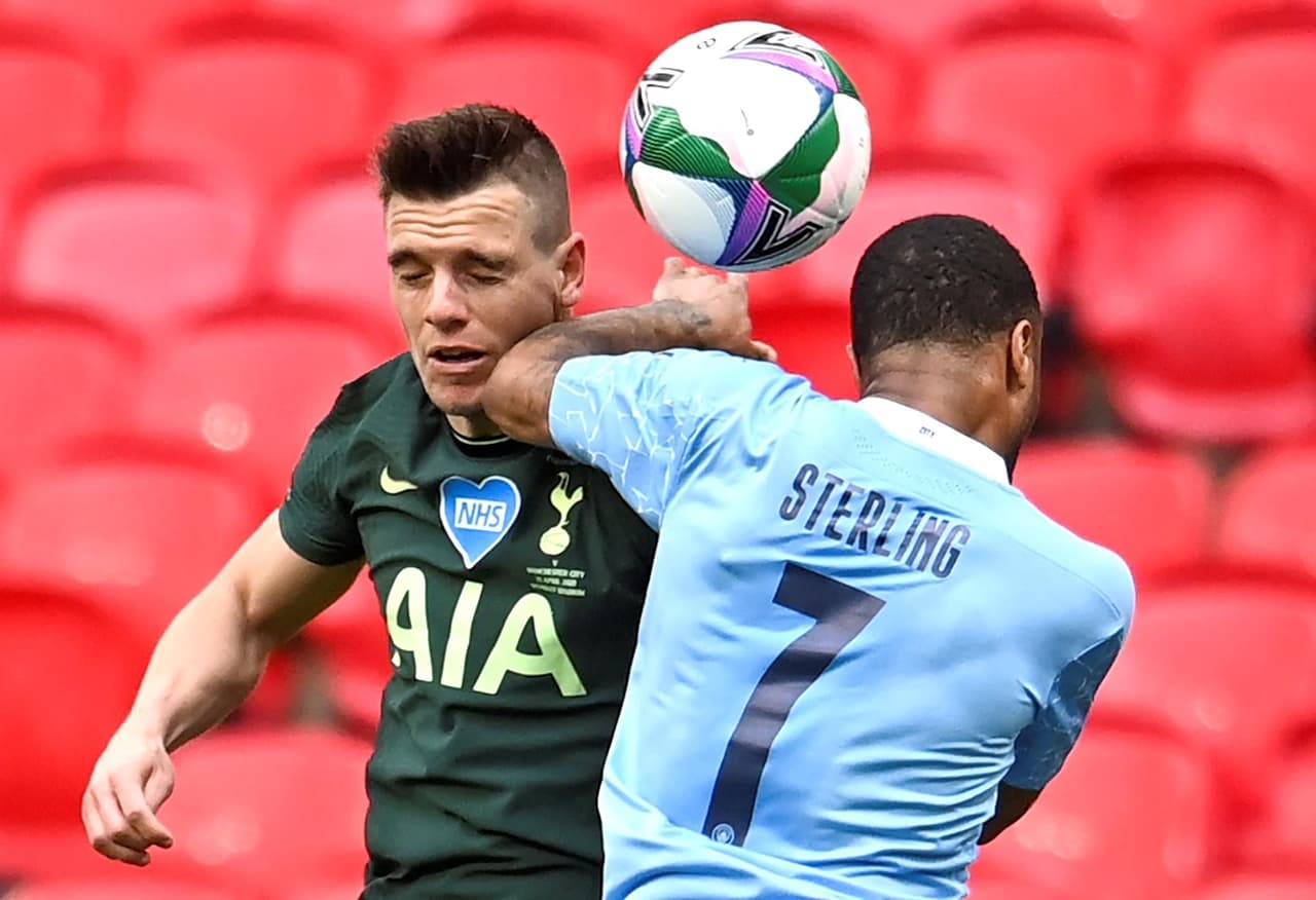 Manchester City se impone en casa por la mínima y vence al Tottenham en la final de la Copa de la Liga Inglesa. El único gol fue por parte de Aymeric Laporte al minuto 82, el cual le dio la victoria a la escuadra de Pep Guardiola y, con este campeonato, ya suman 8 trofeos en la historia de los Cityzens.