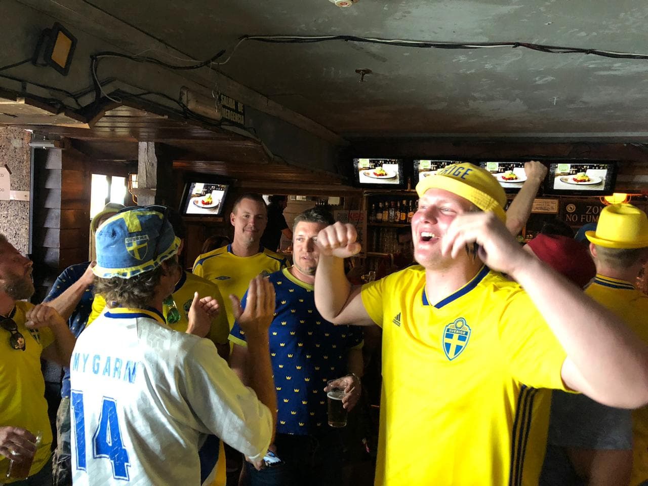 La fiesta de los fanáticos de Suecia en Madrid mostró la alegría vikinga previo al duelo contra España en el estadio Santiago Bernabéu por la Eliminatoria de la Eurocopa 2020.