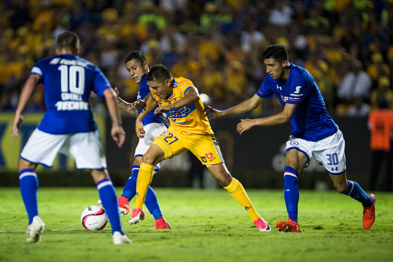 En las últimas 5 visitas de Cruz Azul al Volcán, Cruz Azul ha conseguido una victoria y cuatro empates.