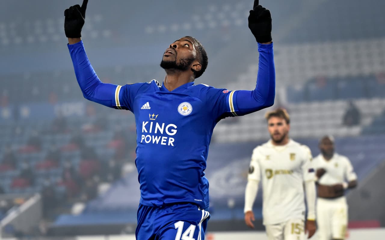 Leicester City 4-0 Braga | El conjunto inglés lo tomó en serio y, con goles de Iheanacho (20’, 47’), Praet (67’) y Maddison (78’), apalearon al cuadro portugués. Leicester City llegó a nueve puntos; Braga se estanca en seis unidades.