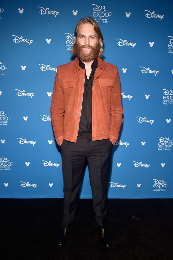 Wyatt Russell en noveno.