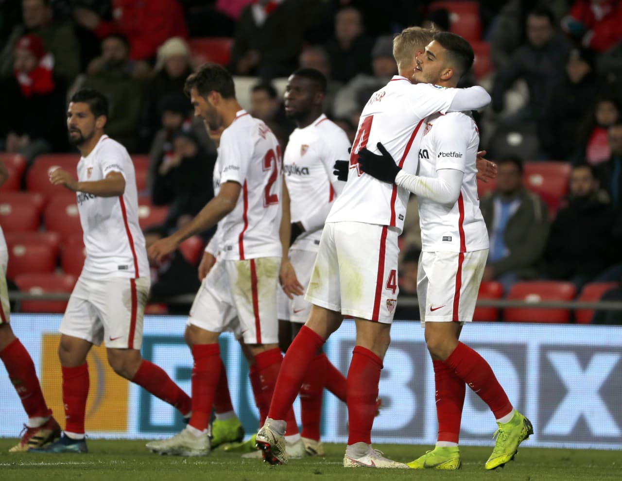 Y através del portugués André Silva, a los 53 minutos y con asistencia de Nolito, retomó la ventaja en el partido, una que, por cierto, no habria de perder.